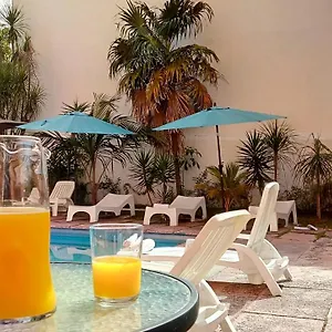 Ikaro Hotel