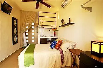 ** Aparthotel Art Deco Suites Cancun Mexico