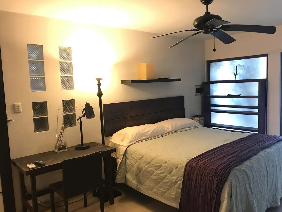 ** Aparthotel Art Deco Suites Cancun Mexico