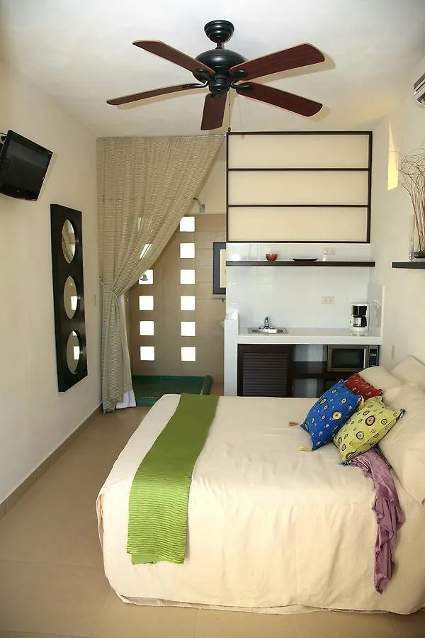 Art Deco Suites Cancun Aparthotel
